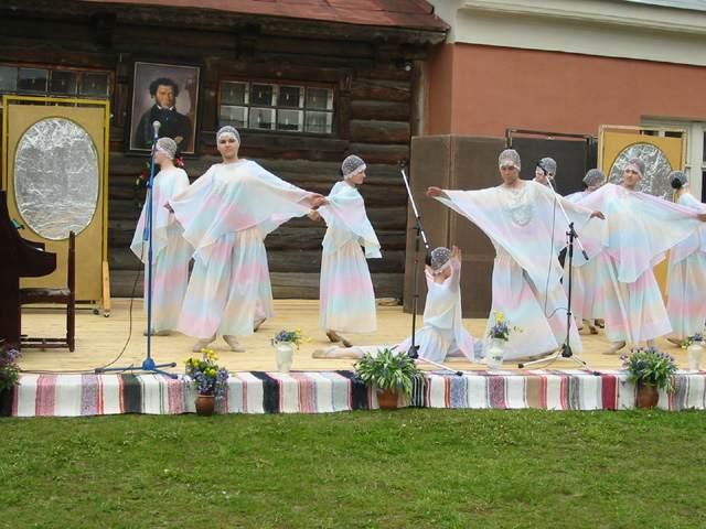 19th Pushkin festival in Vyra  Village