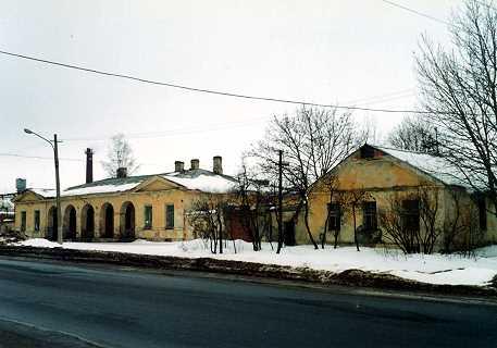 Здание почтовой станции в деревне Кипень. 1806-1807, арх. Л.Руска