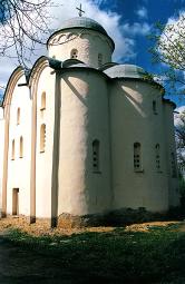 Староладожский Успенский монастырь . Церковь Успения Пресвятой Богородицы