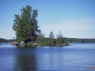 Vyborg district. Lake Melkovodnoye (Shallow)