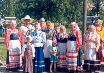 Folk group of Rudno village of the Slantsy district at the festival 