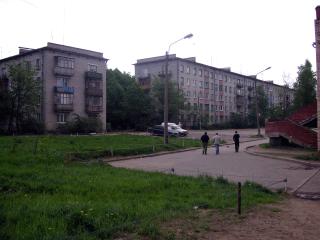 The urban village of Kuzmolovsky