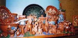 Museum of Ceramics and  Modern Ceramics Art. Samples of the Oyat toys