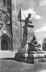Monument to Mikael Agricola in Vyborg Town. Photograph before 1941