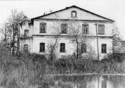 Kurkovitsy country estate.  Photograph of 1989