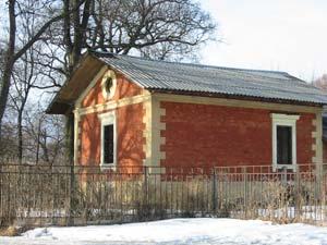 Hut  at the border of the Gatchina park (architect L.F. Schperer)